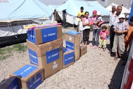 41 ülkeden gelen çocuklar oyuncaklarını Suriyeli çocuklara bağışladı