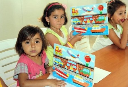 41 ülkeden gelen çocuklar oyuncaklarını Suriyeli çocuklara bağışladı