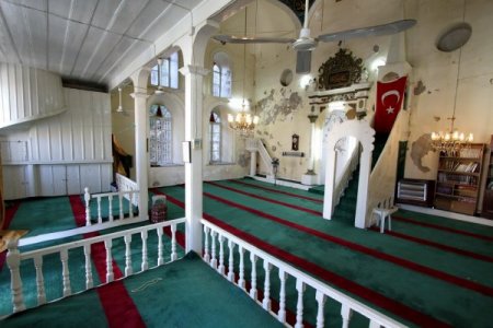 450 yıllık Aliağa Camii onarılacak