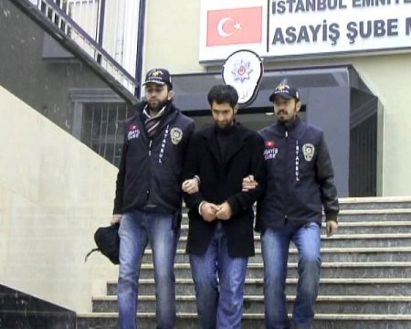 46 Günlük Eşini Boğarak Öldürdü