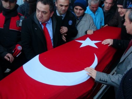 5 madencinin cenazesi ailelerine teslim edildi