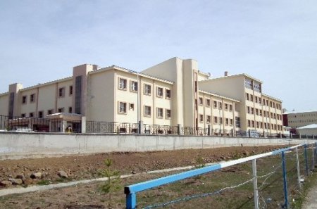 50 yataklı Sarıkamış Devlet Hastanesi hizmete girdi