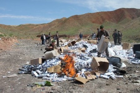 500 bin paket gümrük kaçağı sigara imha edildi