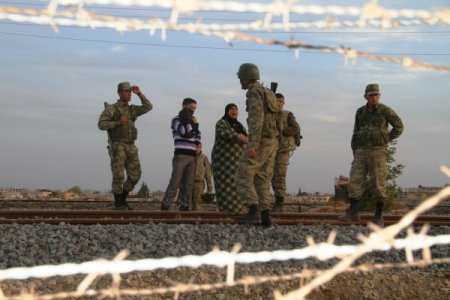 500 Suriyeli Şenyurt beldesine sığındı