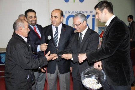 520 konutun kuraları çekildi