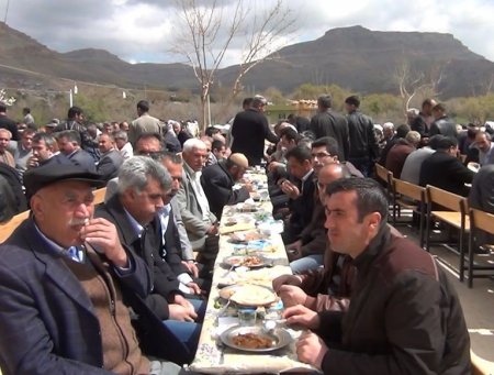 54 yıllık kan davası barış yemeği ile sona erdi