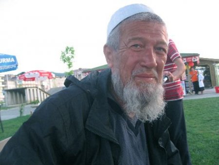 5'inci Defa Hacca Giden Özbekistanlı, 7 Bin Kilometrelik Yolu Bisikletle Aşıyor