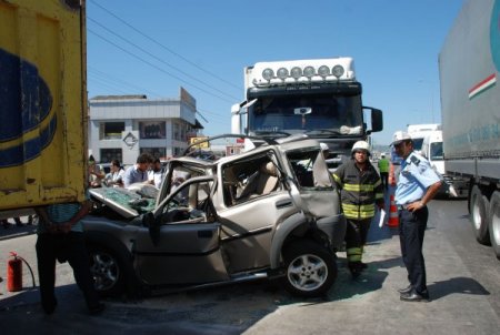 6 Aracın Karıştığı Zincirleme Kazada 3 Kişi Yaralandı