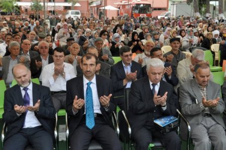 6 Bin Nüfuslu İlçedeki Mevlit'te 12 Bin Kişiye Köfte İkram Edildi