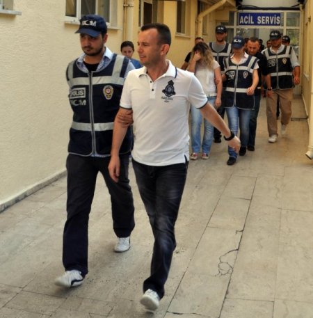 6 ilde eş zamanlı tıbbi malzeme yolsuzluğu operasyonu: 13 gözaltı