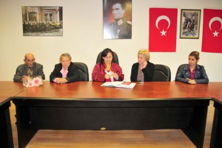 60'ından sonra nikah masasına oturdular