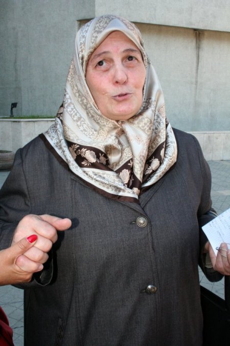 62 yaşında okumayı öğrenen Züleyha Sungur: 'Kendimi 7 yaşında gibi hissediyorum'