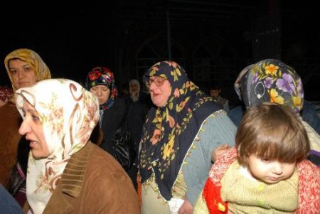 7 Aylık Anne Ve 2 Çocuğu Toprağa Verildi