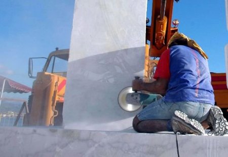 7 Ülkenin Heykeltıraşları Alanya'da Hünerlerini Taşlara İşliyor