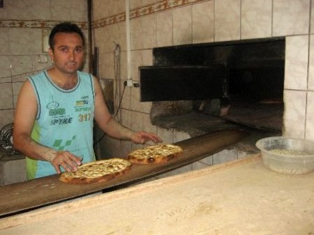 70 Derece Sıcaklıkta Ekmek Mücadelesi Veriyorlar