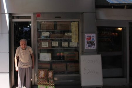 70 Yıllık Bakkal: Bugünlere Dürüstlüğümüzle Geldik
