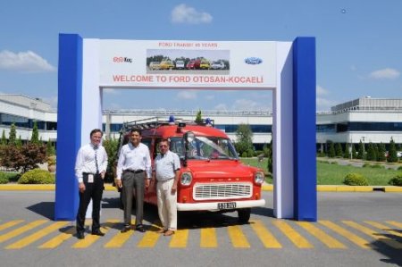 76 Model Transit'in Viyana'dan Kocaeli'ye Yolculuğu Tamamlandı