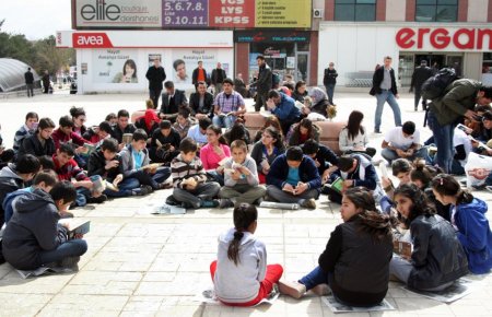 7’den 70’e herkes kitap okudu