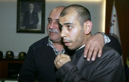 8 yıl önce kaybolan oğlunu Gaziantep’te buldu