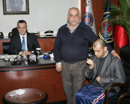 8 yıl önce kaybolan oğlunu Gaziantep’te buldu