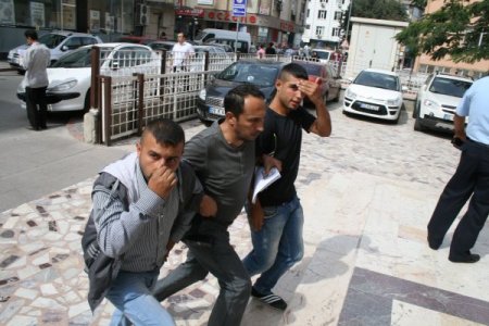 81 yaşındaki yaşlı adamı hastaneye giderken soydular