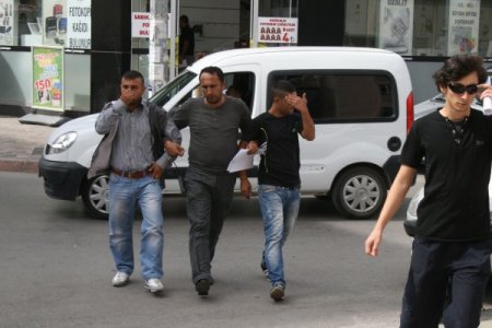 81 yaşındaki yaşlı adamı hastaneye giderken soydular