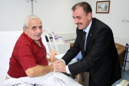 82 yaşındaki duayen yorgancı Başbakan Erdoğan’a yorgan dikmek istiyor