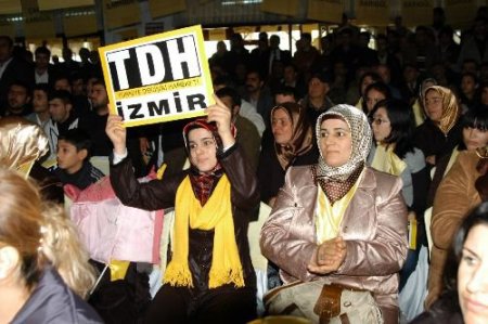 82 Yaşındaki Güzel Nine, Torunlarının Geleceği İçin Tdh'ye Katıldı