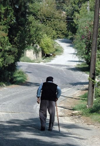 97 Yaşındaki Avodis Demirci, Kendisini Musa Dağı'nın Rüzgârının Ayakta Tuttuğuna İnanıyor
