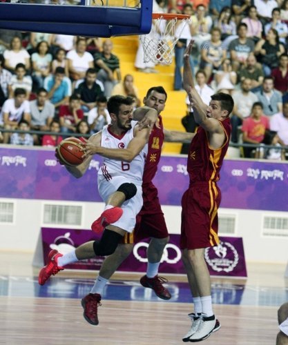 A Milli Basketbol Takımı, Tunus’la finale yükselmek için mücadele edecek