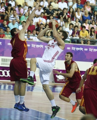 A Milli Basketbol Takımı, Tunus’la finale yükselmek için mücadele edecek