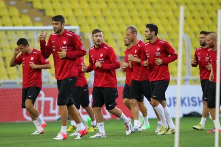 A Milli Futbol Takımı, Estonya maçının hazırlıklarını sürdürdü