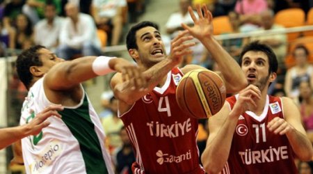 A Milliler, Portekiz’de 69 - 79 kazandı