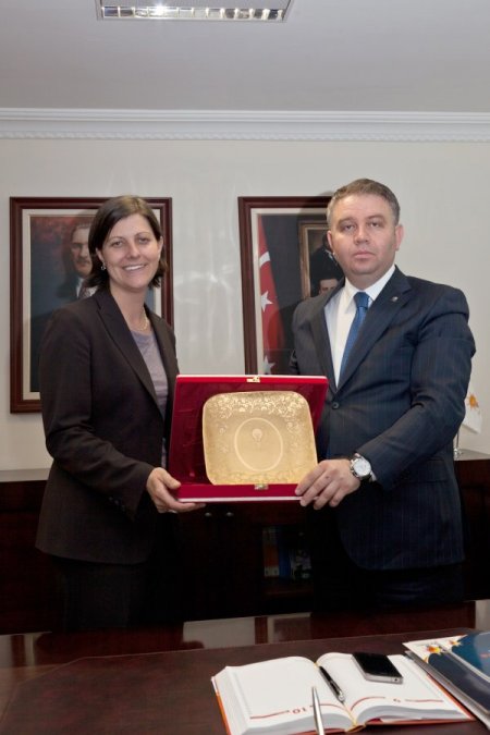 Abd, Ak Parti'nin Seçim Çalışmalarını Yakından İzliyor