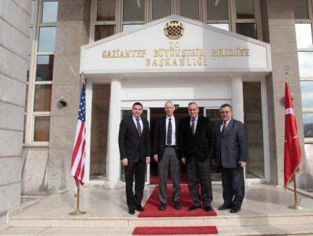 ABD Adana Konsolosu Espinoza: Türkiye'nin Suriye'ye yardımları takdire şayan