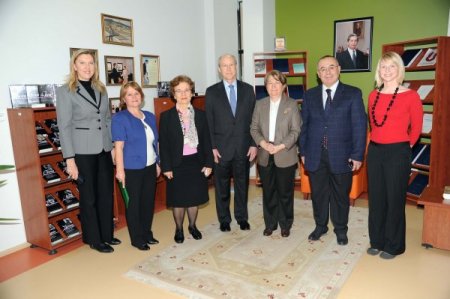 ABD Başkonsolosuş Kocaeli Üniversitesi'ni ziyaret etti