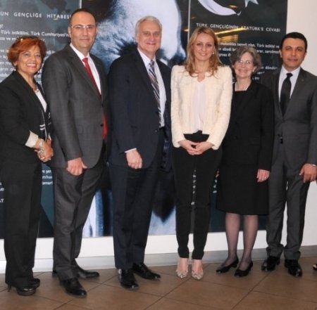 ABD Büyükelçisi Ricciardone: İzmir sanayi ve ticaretiyle oldukça güçlü bir şehir