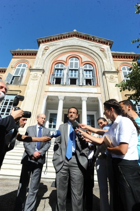 Abd Dışişleri Bakan Yardımcısı Gordon, Ruhban Okulu'nu Ziyaret Etti