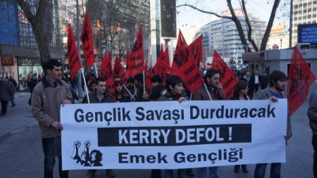 ABD Dışişleri Bakanı John Kerry’nin protesto edilmesi