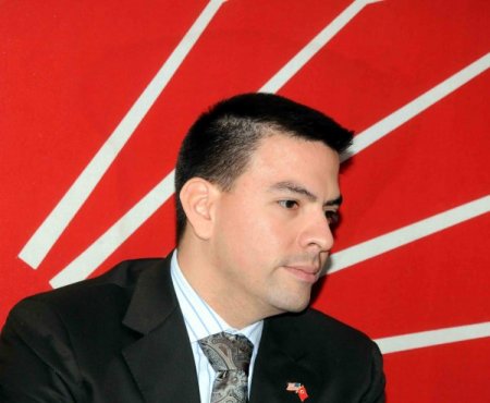 ABD Konsolosu Espinoza, Suriye meselesindeki tavrı nedeniyle CHP'yi eleştirdi