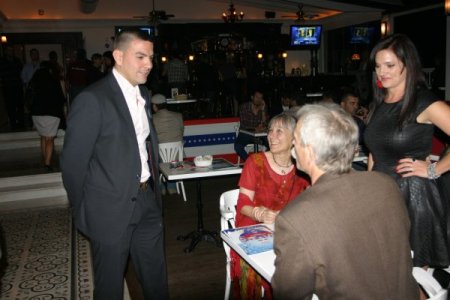 ABD'deki seçim heyecanı Adana'da yaşandı