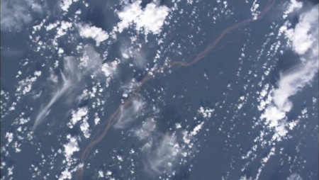 Abd'li Astronot, Kendi Kamerasından Yeryüzünü Görüntüledi