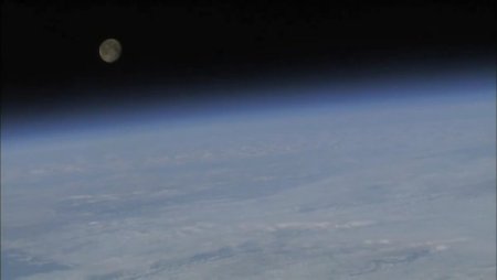 Abd'li Astronot, Kendi Kamerasından Yeryüzünü Görüntüledi