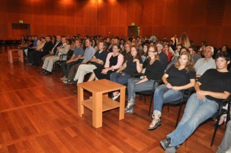 Abd'li Öğrenciler Türkçe Öğrendi, Kolbastı Ve Zeybek Oynadı