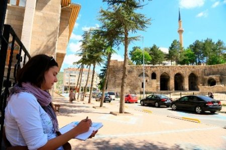ABD'li ressam Nevşehir'i tanıtacak