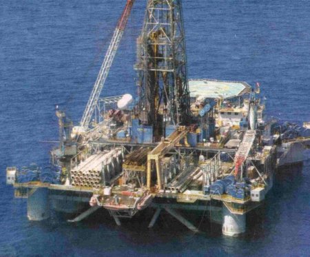 Abd'nin Casus Uçaklarından Akdeniz'deki Sondaj Platformuna Denetim