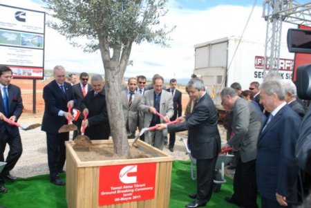 Abd'nin Dünya Devi Firması, Üst Olarak İzmir'i Seçti