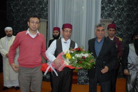 'Abdülhamit Han' Adlı Oyun Beğeniyle İzlendi