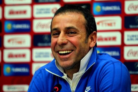Abdullah Avcı: Romanya maçını kazanamıyorsan kaybetmeyeceksin