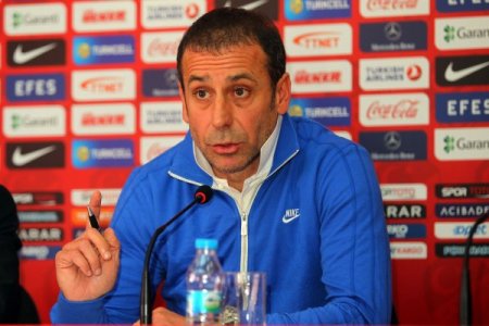 Abdullah Avcı: Romanya maçını kazanamıyorsan kaybetmeyeceksin